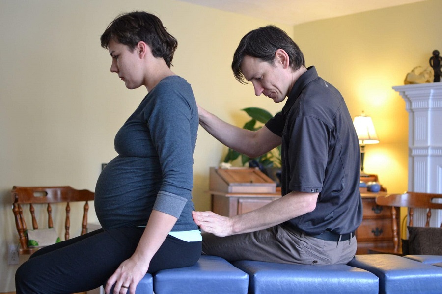 How Chiropractic Care Can Relieve Pregnancy Discomfort