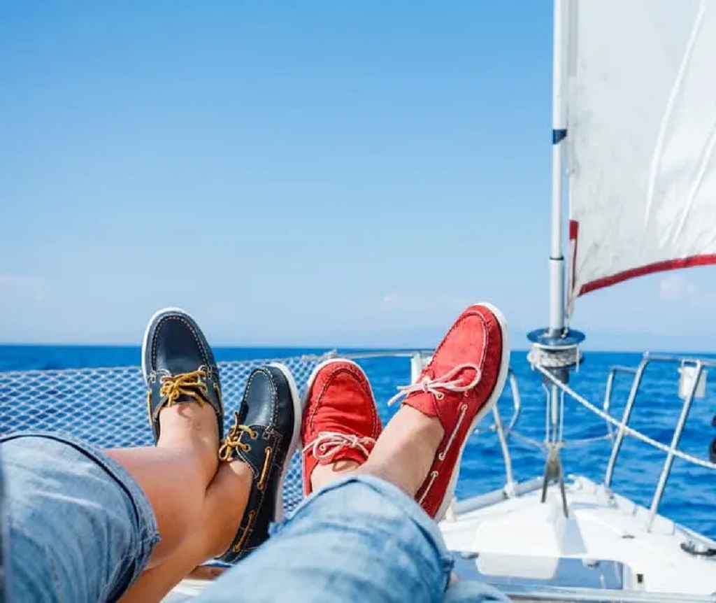 Can You Wear Boat Shoes With Jeans? A Comprehensive Guide